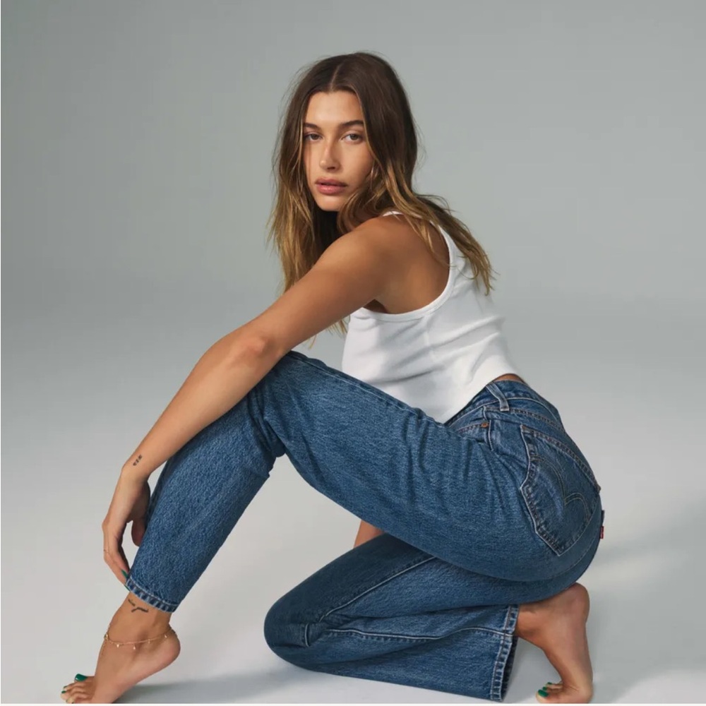 Levi’s Women’s Wedgie Straight Jeans - Size 25, Inseam 26